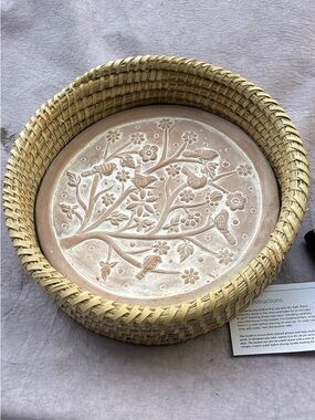 Serrv Pottery Birds of a Feather 9.25" x 9.25 Round Terra Cotta Bread Warmer